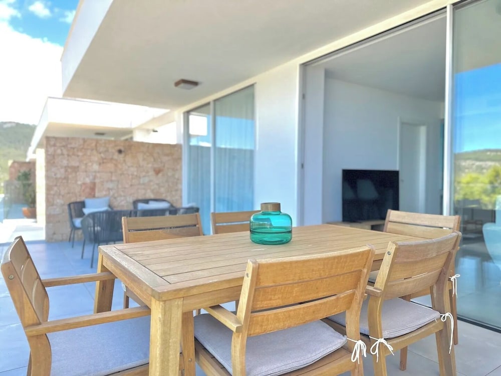 

Milano - Es Cubells - Cala Vadella Panoramic Retreat