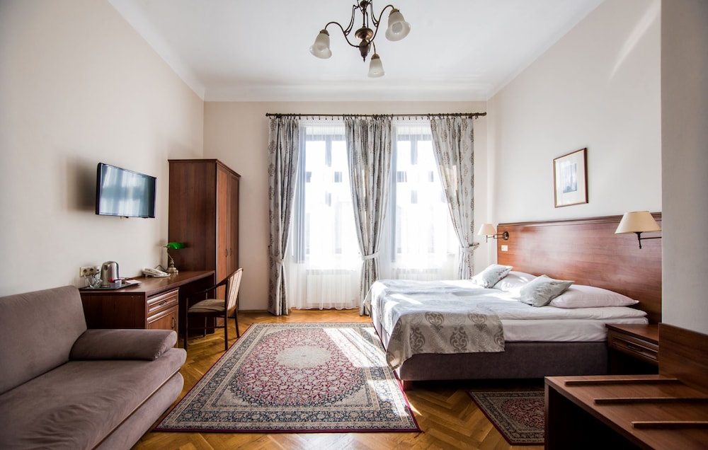 

Venezia - Cracovia - Aparthotel Basztowa