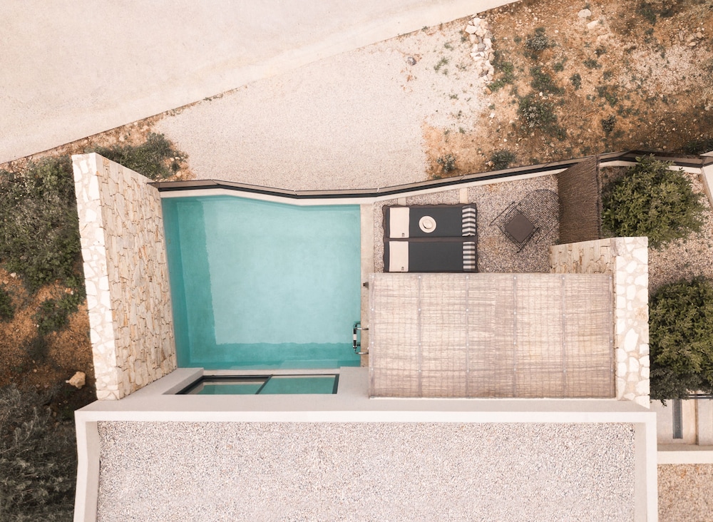 

Venezia - Kántanos - Monastery Estate Retreat