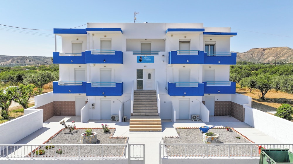 

Pisa - Kardamena - Pittas Studios