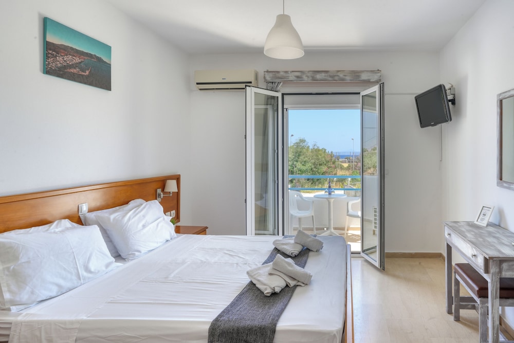 

Roma - Mastichari - Pittas Studios