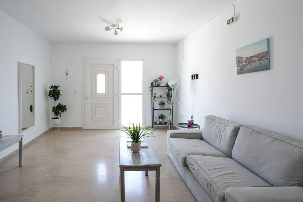 

Verona - Kardamena - Pittas Studios