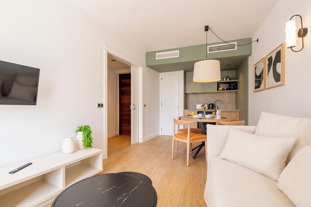

Milano - Pollença - Aparthotel Duva & Spa