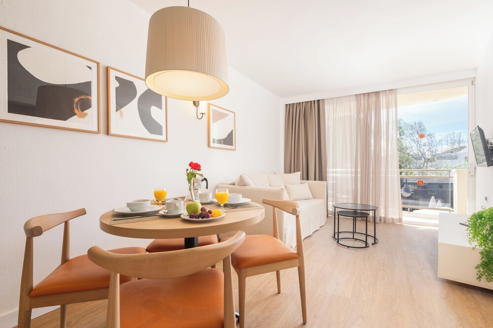 

Milano - Pollença - Aparthotel Duva & Spa