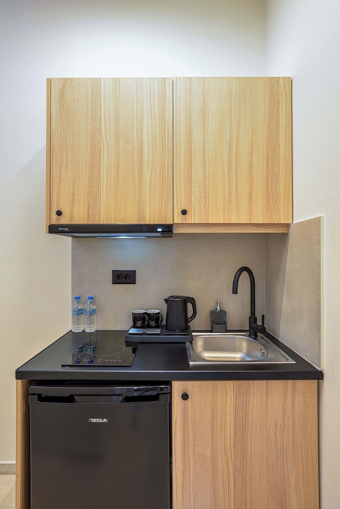 

Bologna - Platanias (Crete) - Eloque Simple living space