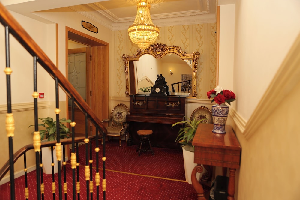 

Milano - Bejaia - Hotel de letoile