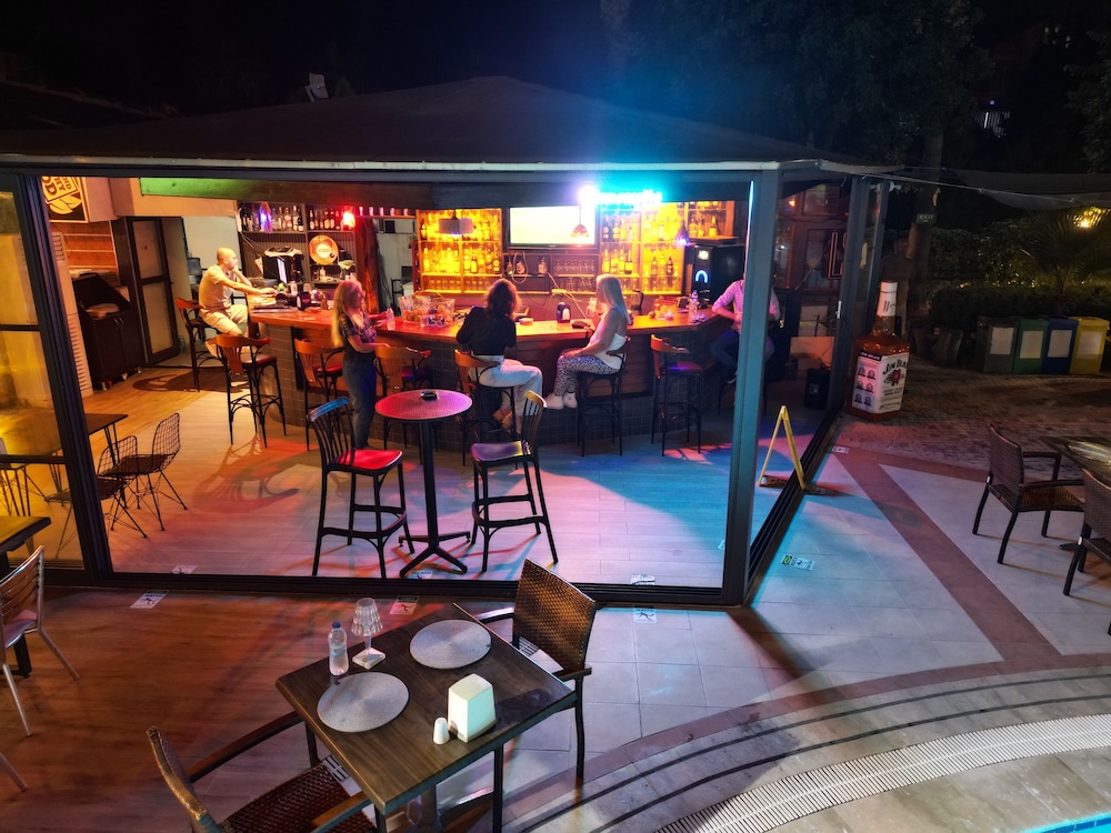 

Roma - Side - Lemas Suite Hotel