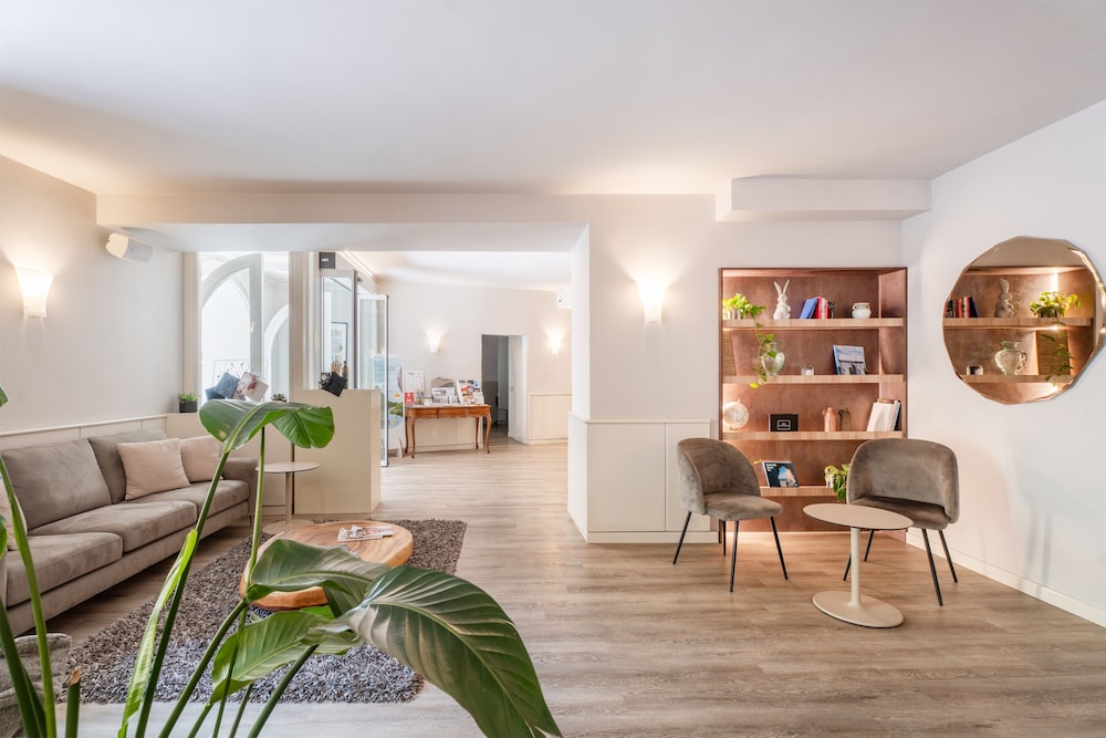 

Torino - Arco - Pace 1954 Hotel