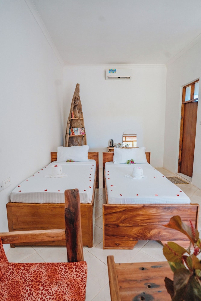 

Lamezia Terme - Kizimkazi - Bella Vista Resort Zanzibar