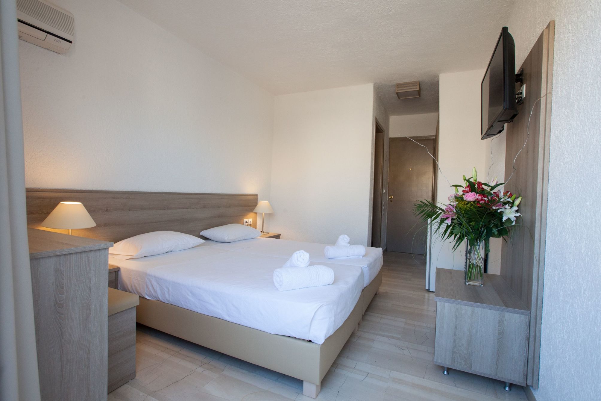

Roma - Elounda - Apollon Hotel