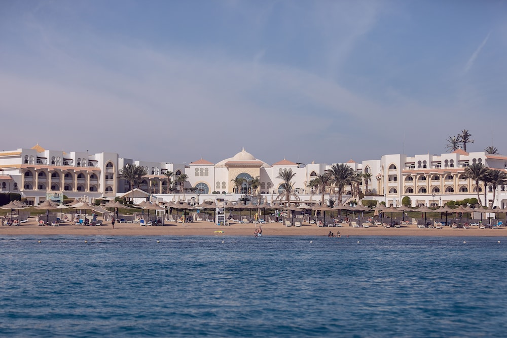 

Verona - Makadi Bay - Old Palace Resort Sahl Hasheesh