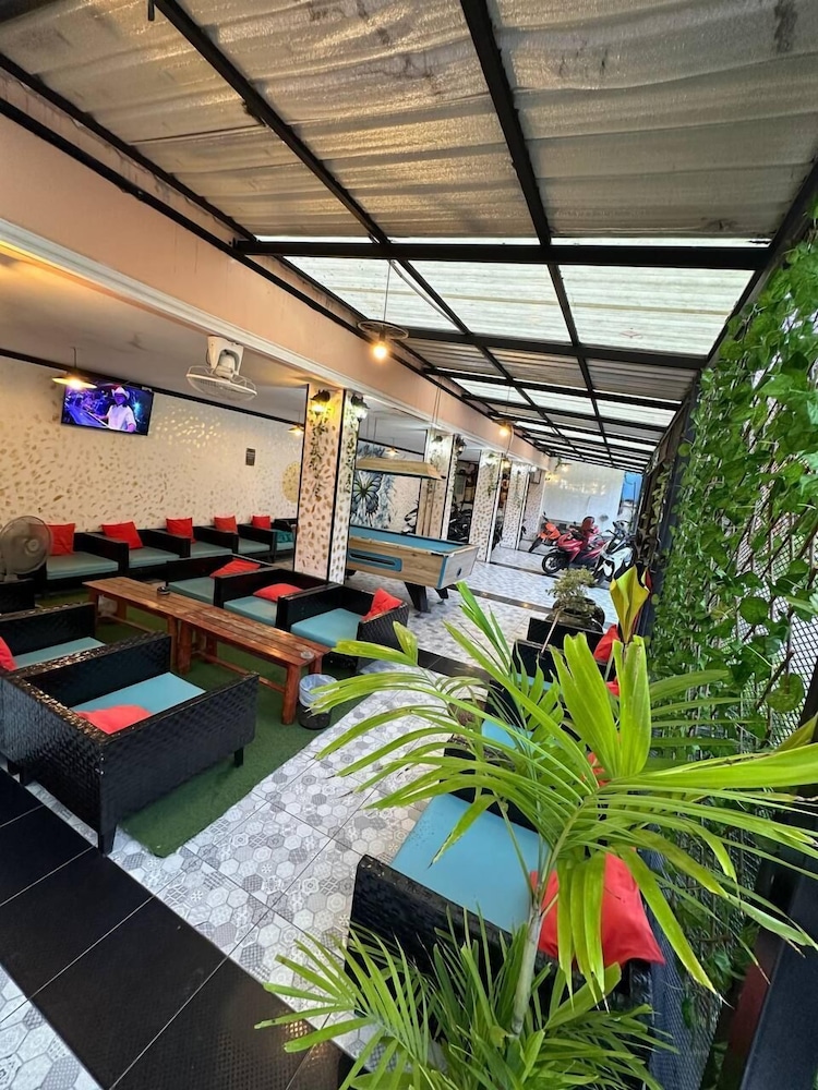 

Milano - Tailandia - Phuket - Blueskyhouse Patong