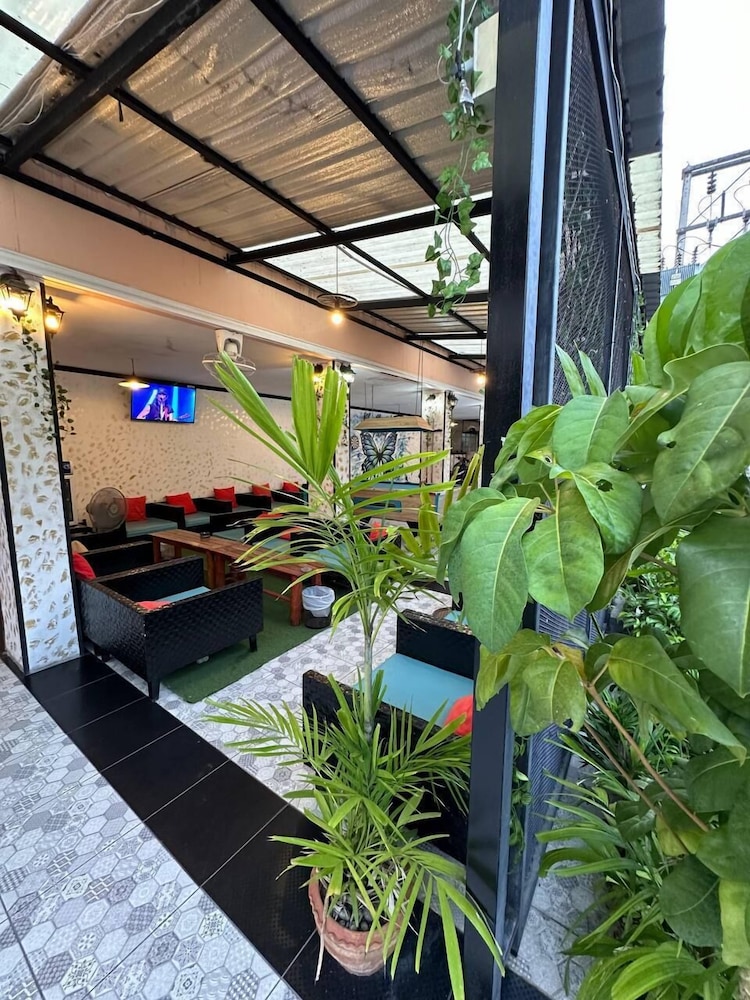 

Milano - Karon Beach - Blueskyhouse Patong