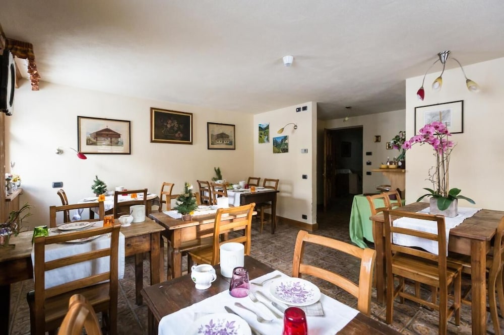 

Cagliari - Gressoney-la-Trinité - Hotel Lyshaus