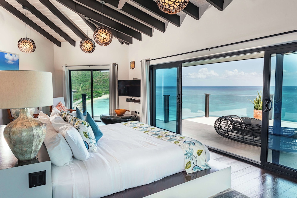 

Roma - Bolans - Tamarind Hills Resort & Villas