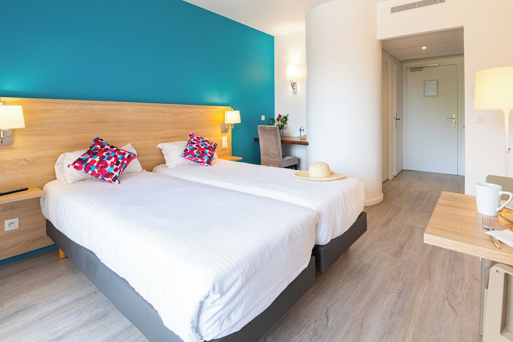 

Roma - Saint-Tropez - Zenitude Hôtel-Résidences Le Cannet