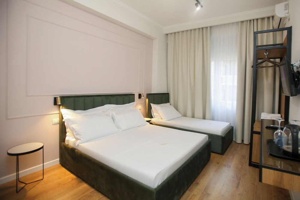 

Roma - Valona - Vala Boutique Hotel