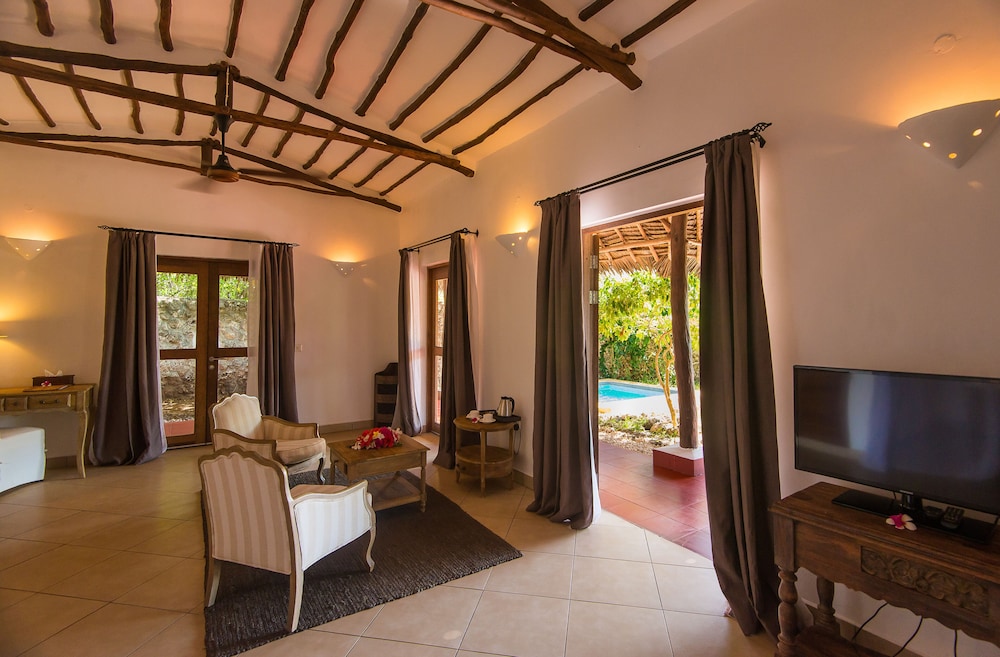 

Verona - Michamvi - Konokono Beach Resort and Isaraya Luxury Overwater Villas