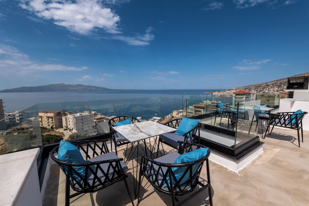 

Bari - Sarandë - Litan Hotel