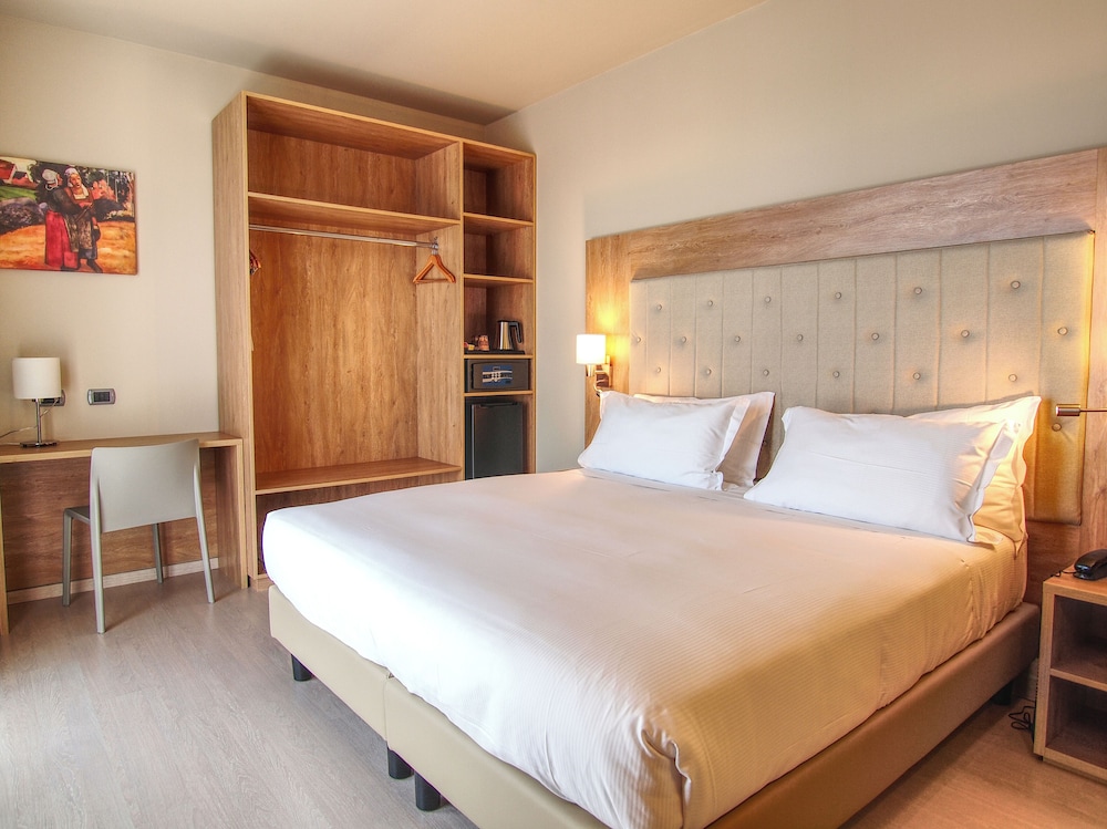 

Catania - Malpensa - Tower Hotel Malpensa