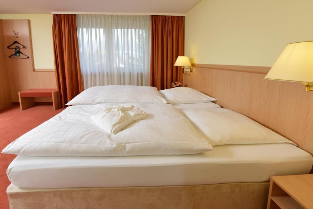 

Roma - Sasbachwalden - Hotel Sonne Eintracht KG Achern