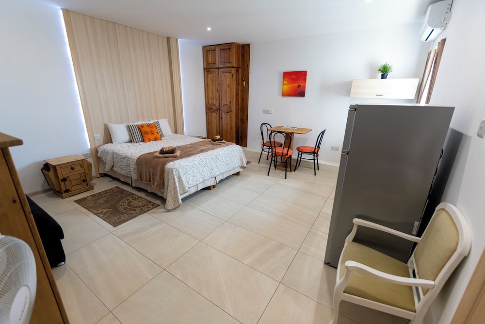 

Torino - Mellieha - Estrella Lodging