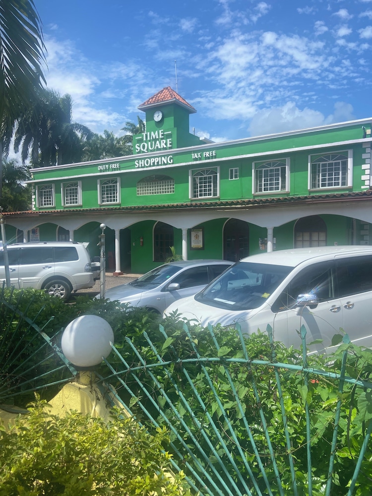 

Milano - Negril - Fun Holiday Beach Resort