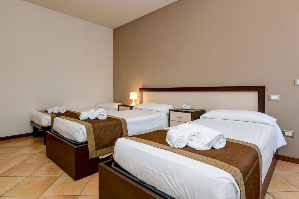 

Roma - Iseo - Albergo Locanda Primavera