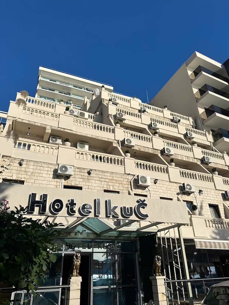 

Bologna - Budva - Hotel Kuc