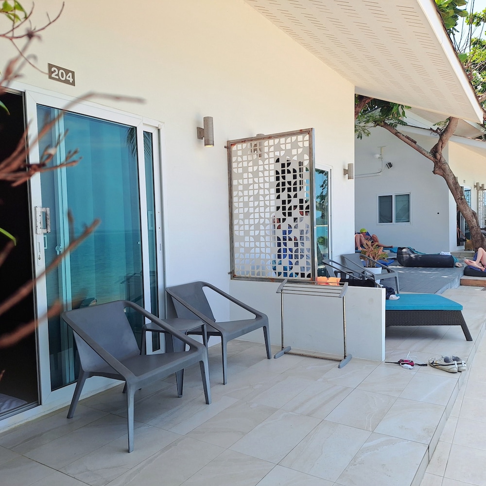 

Roma - Ban Bang Po - Koh Samui - Baanfah Resort Samui