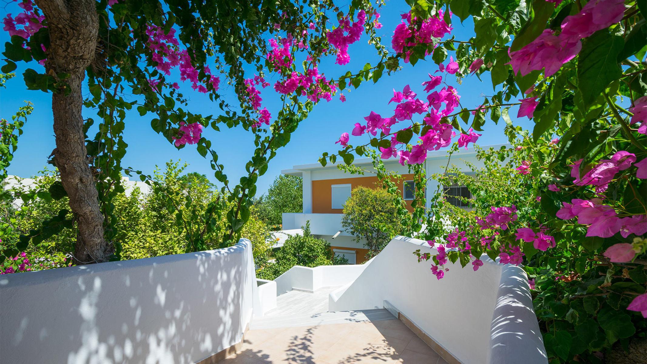 

Roma - Kiotari - Stafilia Beach Hotel