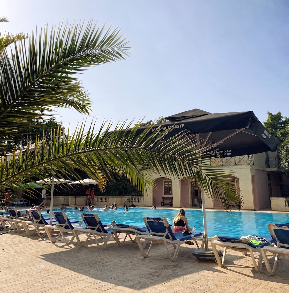 

Roma - Qawra - SC Club Village