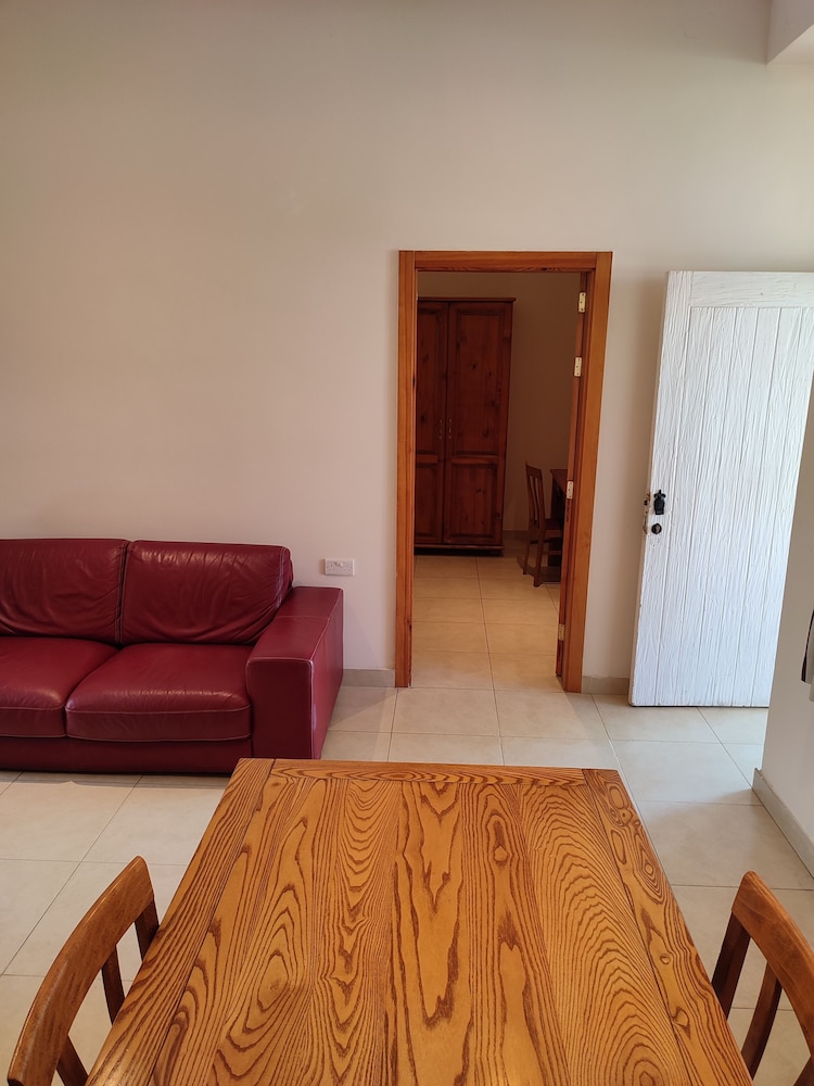 

Venezia - Msida - SC Club Village
