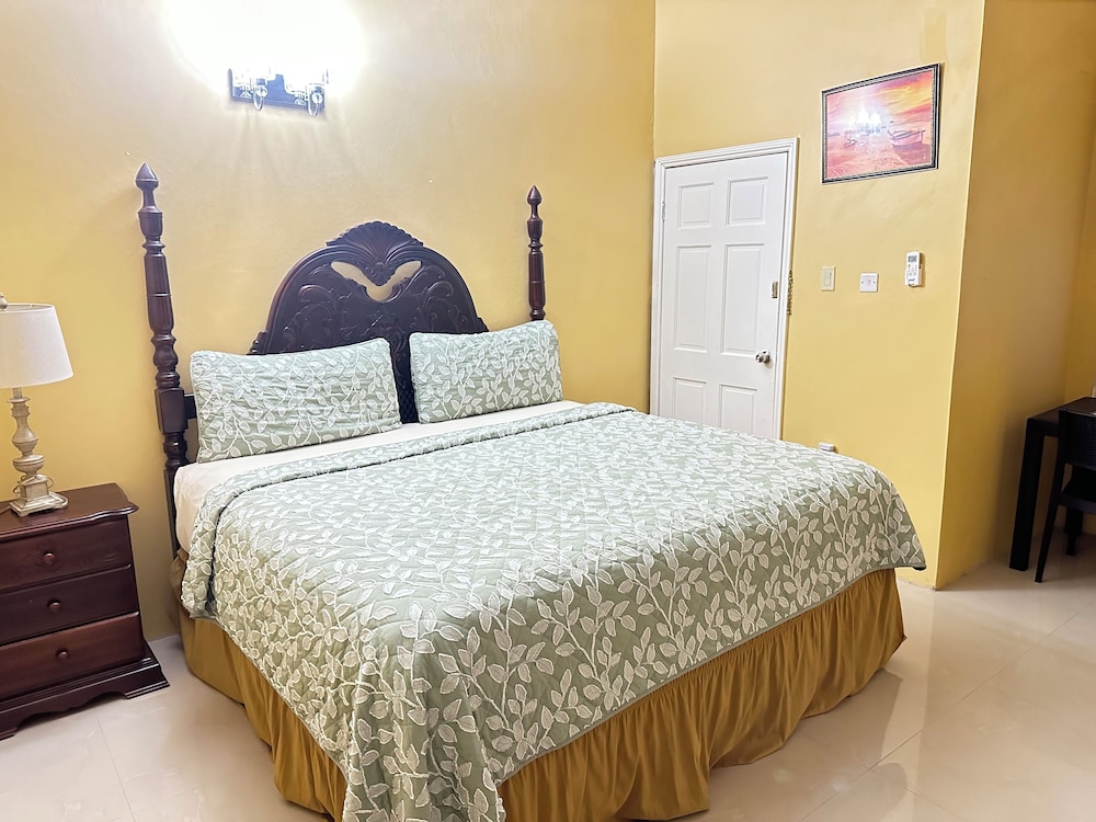 

Genova - Negril - Dela de-Rose Guest House negril Jamaica