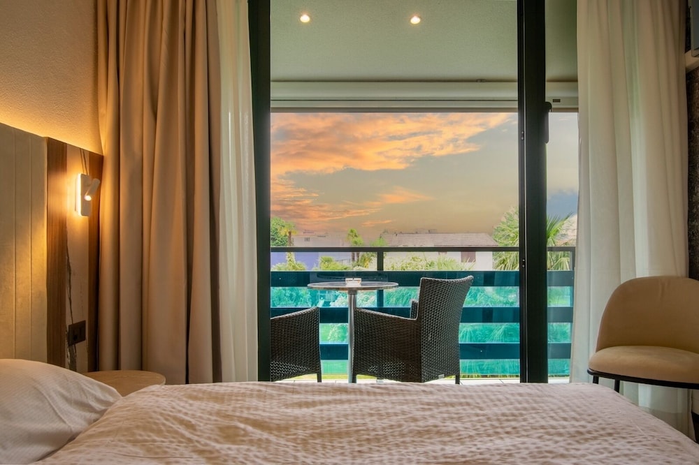 

Roma - Ascona - Hotel Tiziana