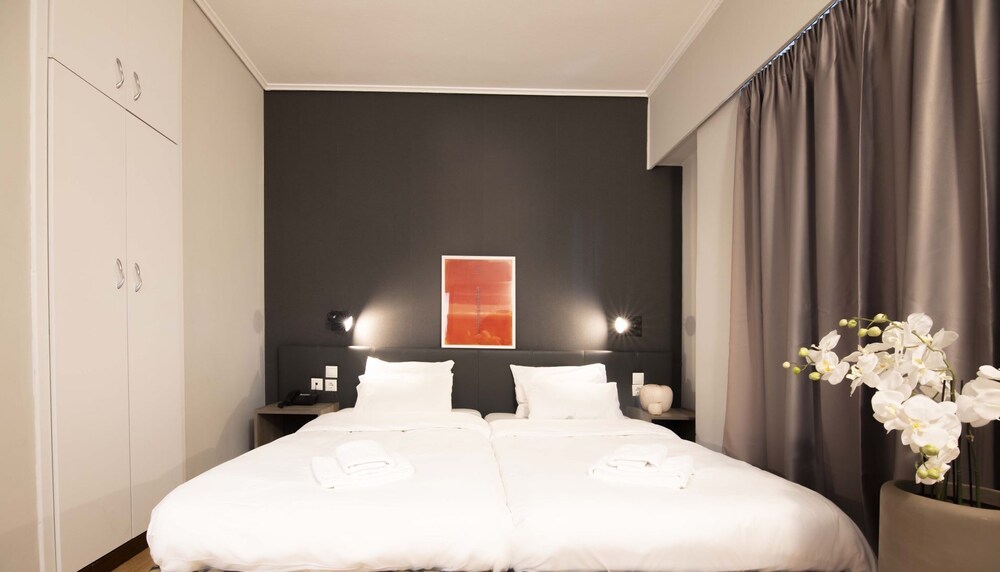

Milano - Glyfada (Attica) - Galaxy Hotel