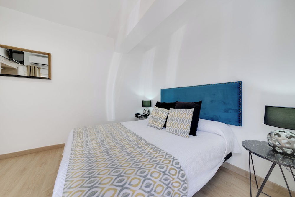 

Milano - Villamartin (Alicante) - Apartamentos Madrid