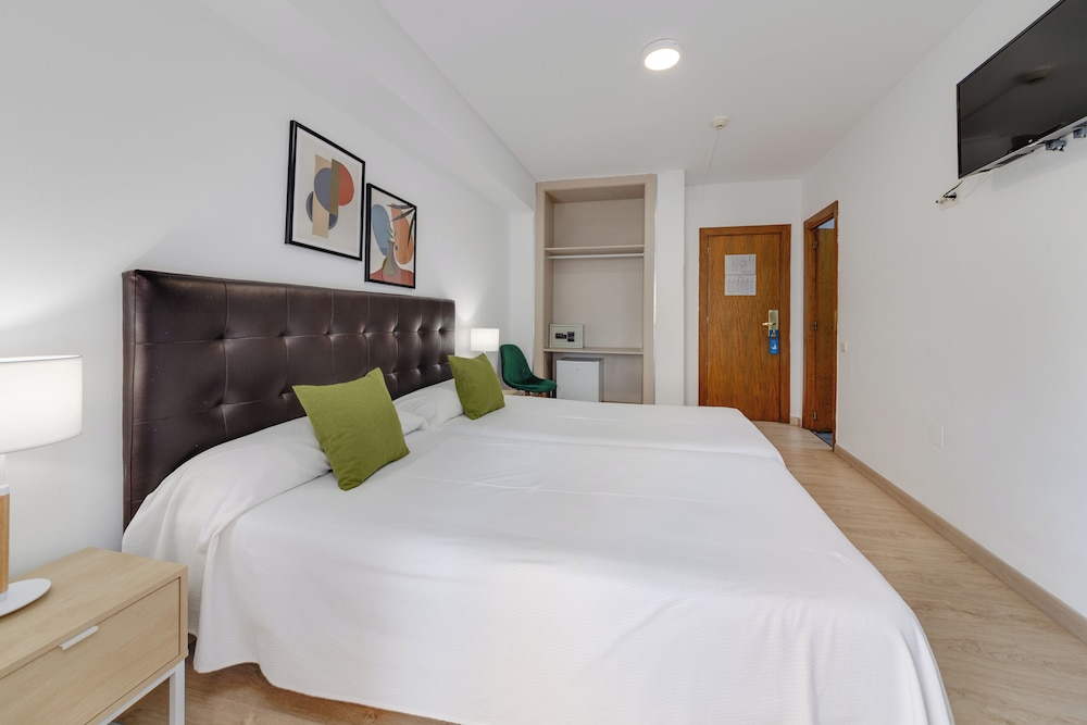 

Milano - Torrevieja - Apartamentos Madrid