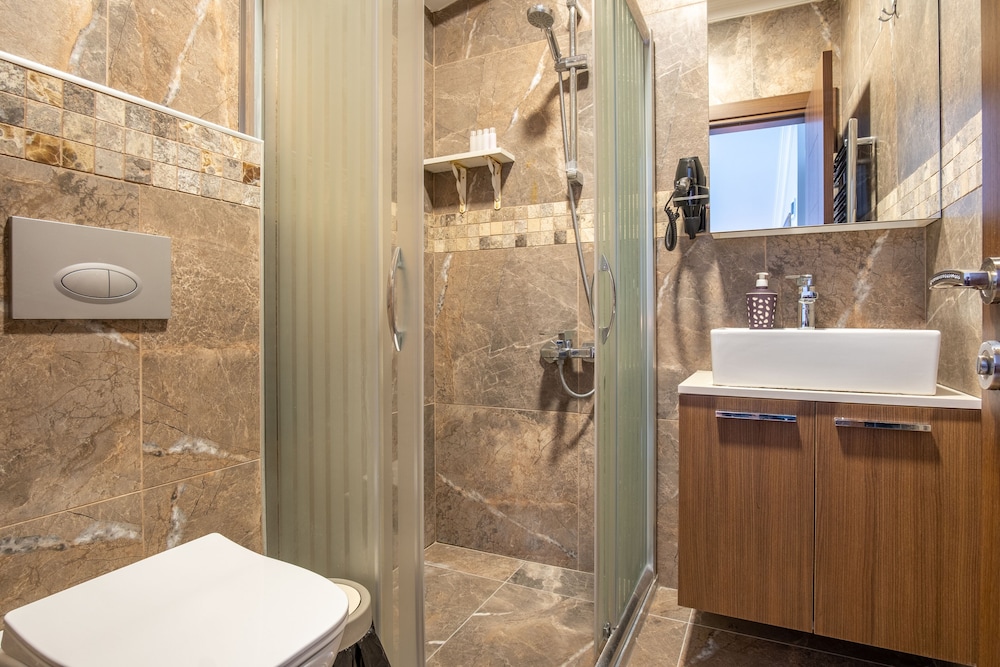 

Roma - Beylikduzu - Campus Boutique Hotel