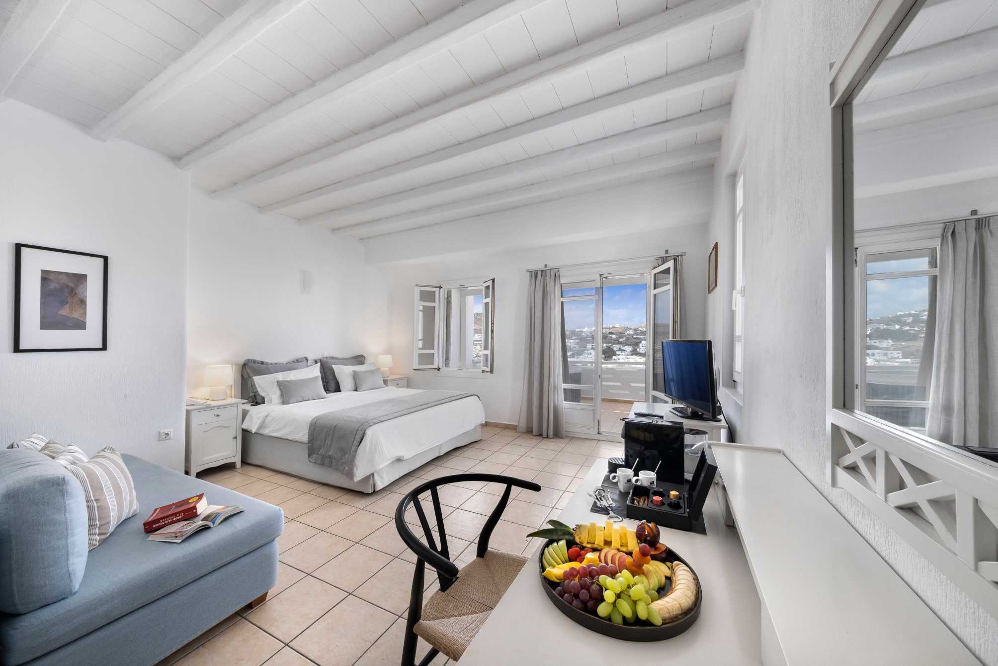 

Milano - Super Paradise Beach - Deliades Hotel