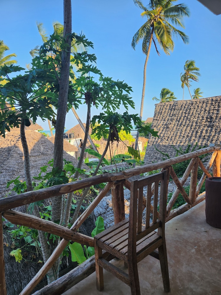 

Venezia - Jambiani, Zanzibar - Two Palms