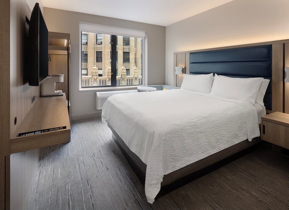 

Roma - Jersey City - Holiday Inn Express New York City - Chelsea