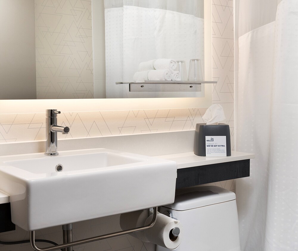 

Roma - Jersey City - Holiday Inn Express New York City - Chelsea