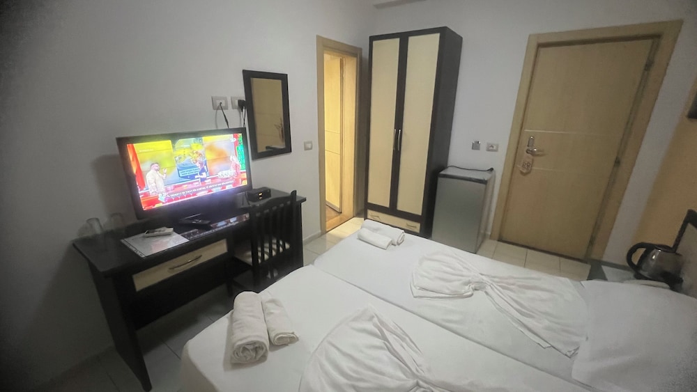 

Roma - Durrës - Sunrise Hotel Çameria