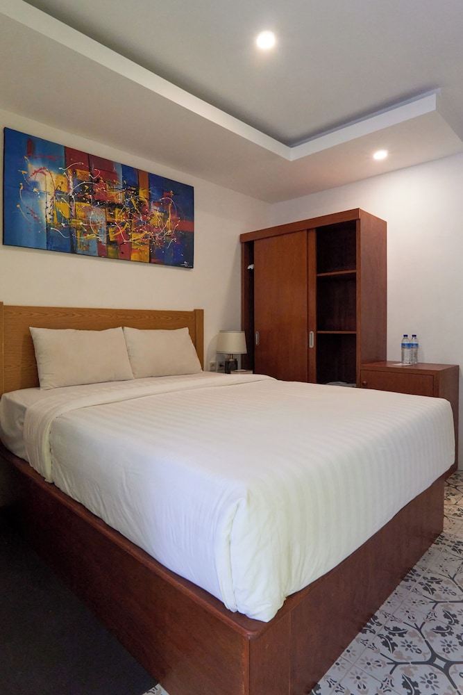 

Roma - Senggigi - Attara Inn Senggigi