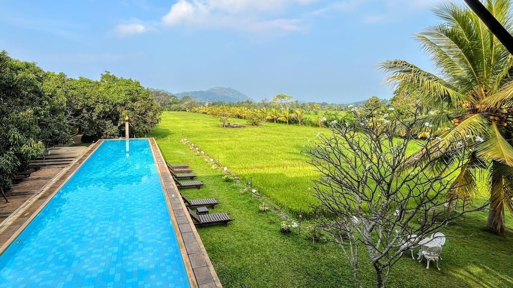 

Bologna - Dambulla - Sigiriana Resort by Thilanka