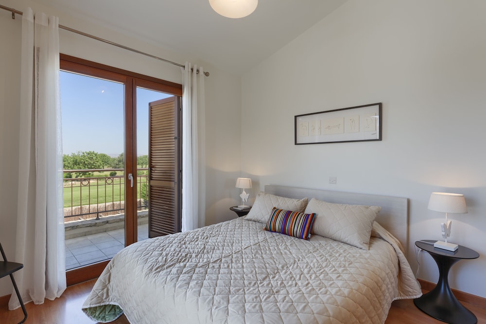 

Torino - Kouklia - Aphrodite Hills Rentals - Junior Villas