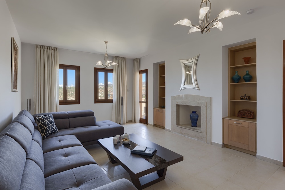 

Bologna - Kouklia - Aphrodite Hills Rentals - Junior Villas