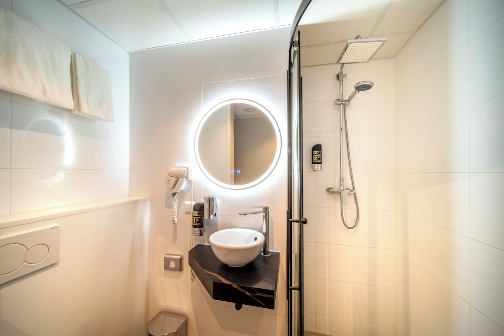 

Palermo - Schiphol - Hotel Fogo Amsterdam