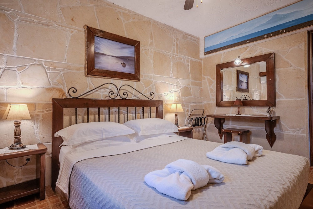 

Venezia - Káto Zákros - Terra Minoika Boutique Resort